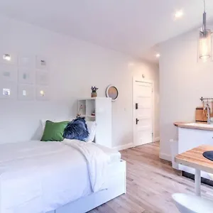 Miraculously Modern In A Vintage Shell Midtown Apartment Memphis
